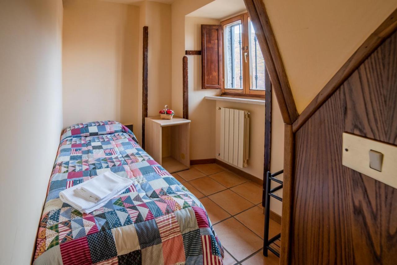 Dimora Fresilia Casa Vacanze Opi Eksteriør billede
