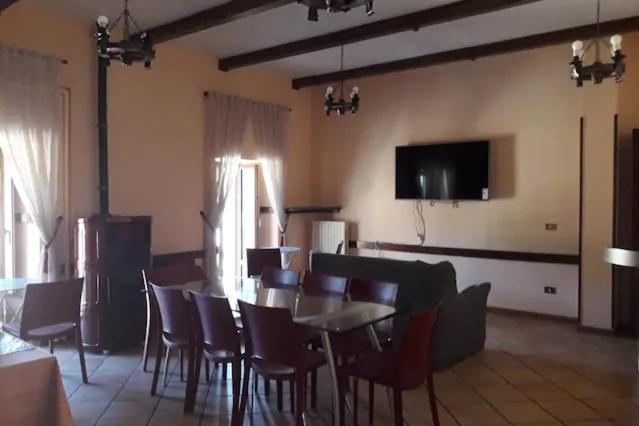Dimora Fresilia Casa Vacanze Opi Eksteriør billede